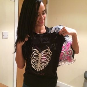 WWE. LOOKING FOR WWE AJ LEE MERCH